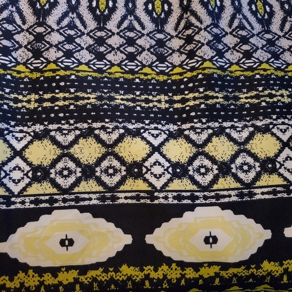 Yellow Black and White Midi Dress - Picture 3 of 4